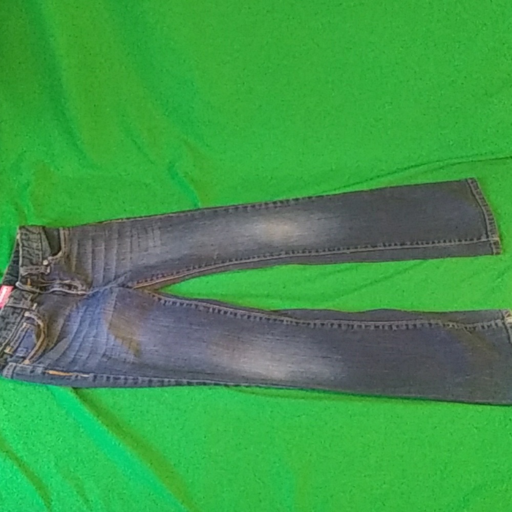 Girls kid size 10. Bootcut old navy blue jeans.